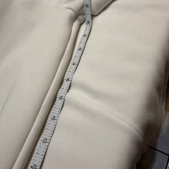 Excellent condition, Zella Cream Utility workout jacket, Medium - Picture 8 of 9